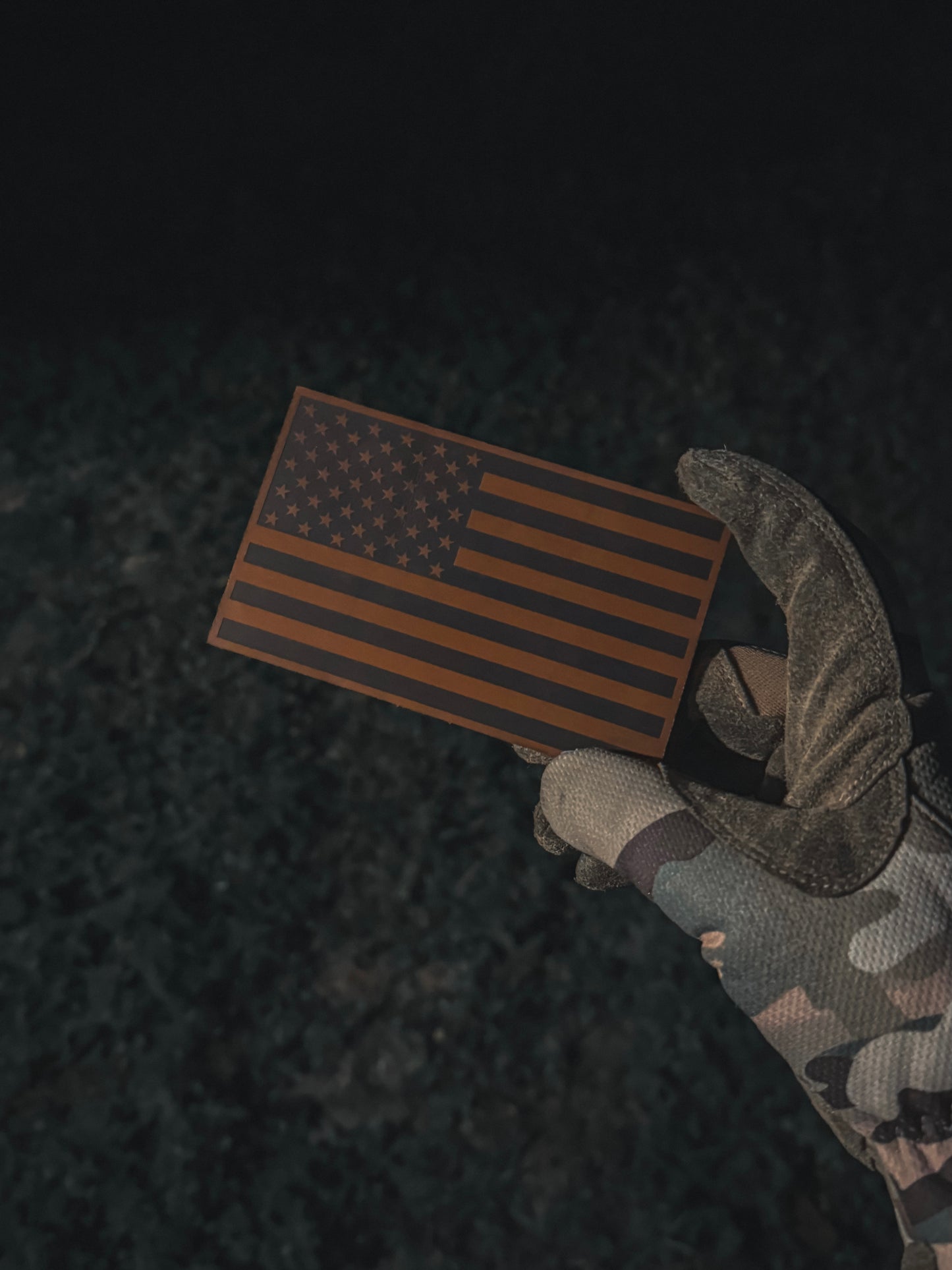 AMERICAN FLAG TAN