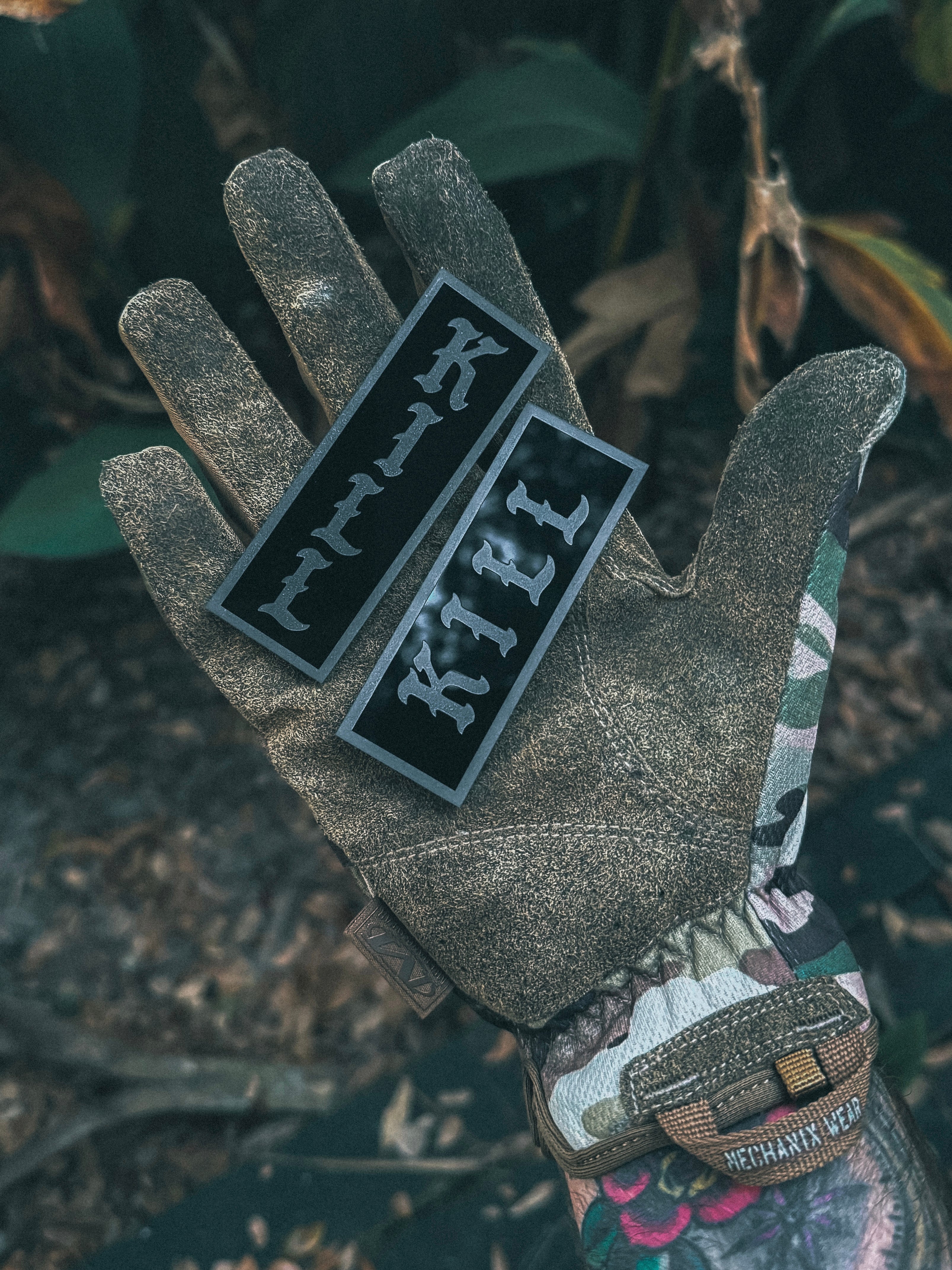 KILL GLOSS BLACK – Carbon Engraving Company